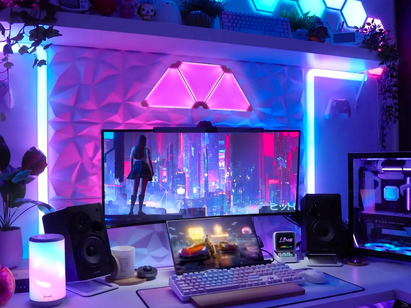 RGB Quantum Triangle Wall Light – WiFi &amp; Bluetooth App Control